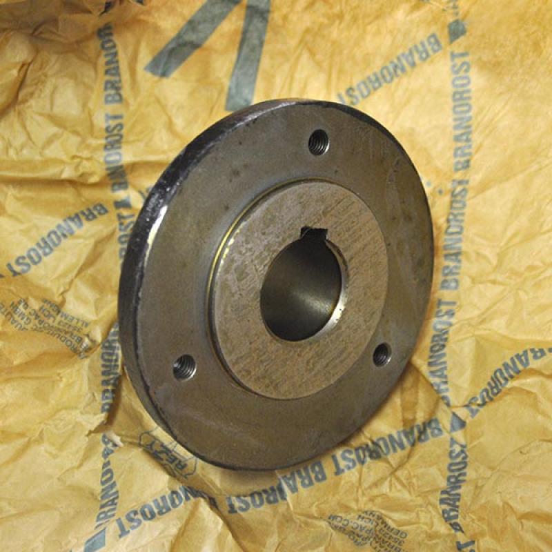 84454813 Flange CNH