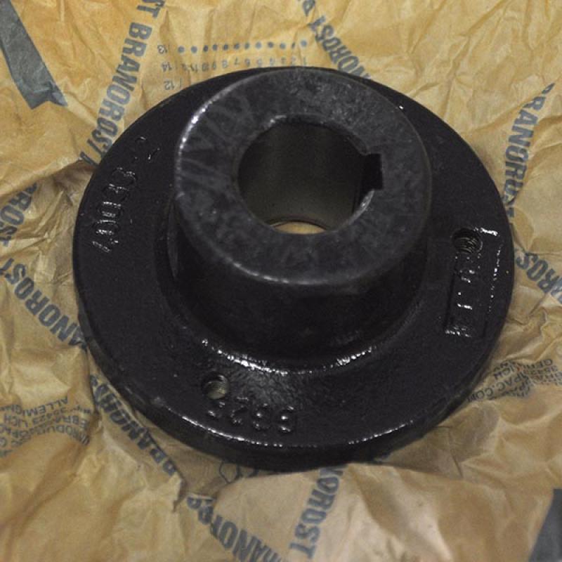 84454813 Flange CNH