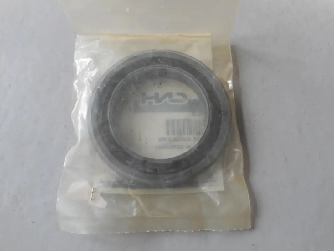 357240 Sleeve CNH