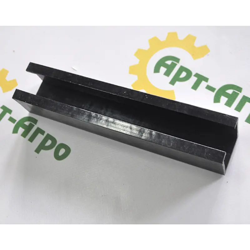 87602663 Plastic rod cover. CNH