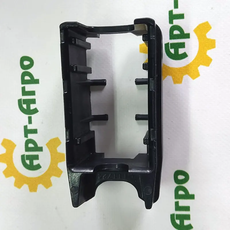 G111724 Internal Chain Guide John Deere (Greenly)