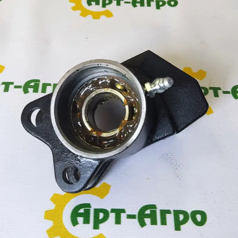 368458 Bearing Housing MacDon