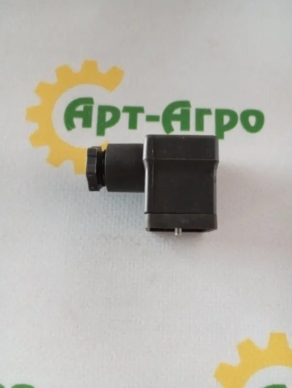 37310263 Plug A 3P+PE Lemken