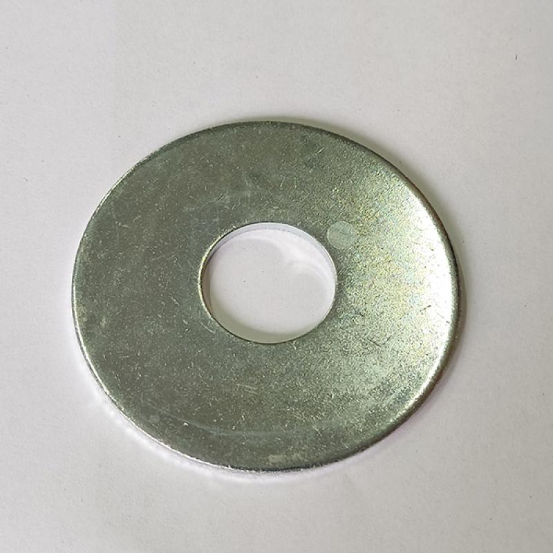 T112448 Шайба 26.340 X 76.200 X 3 mm (1.037" X 3" X 0.118") John Deere