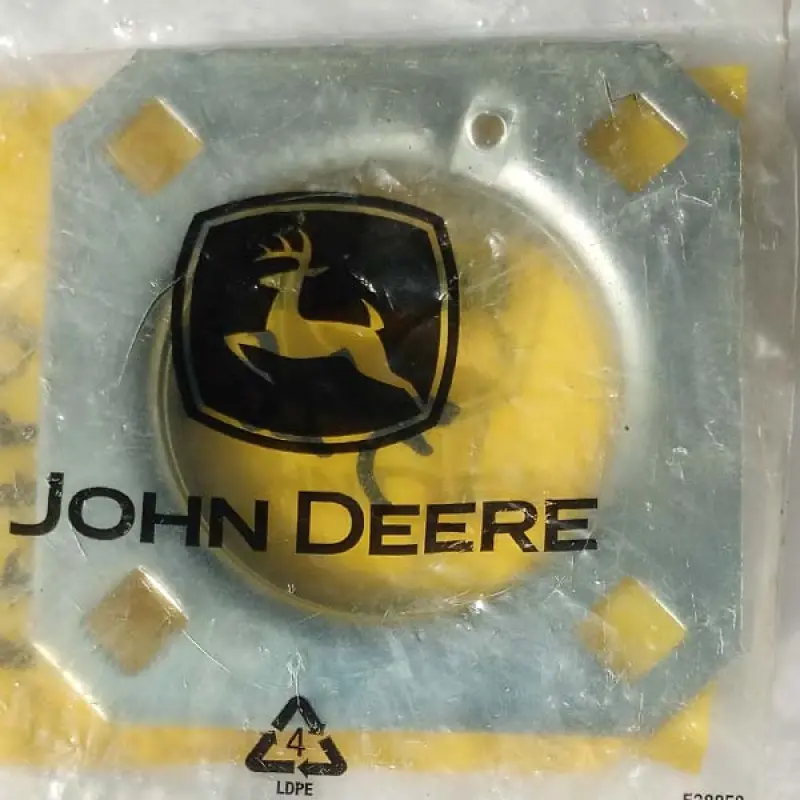 H113626 JOHN DEERE ORIGINAL bearing housing (repairable)