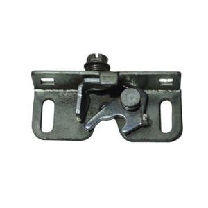 AZ102725 Zatrzask tylnej maski John Deere