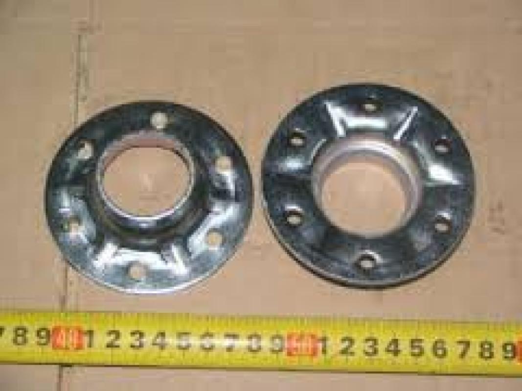 GD10473 Kinze, disc blade hub