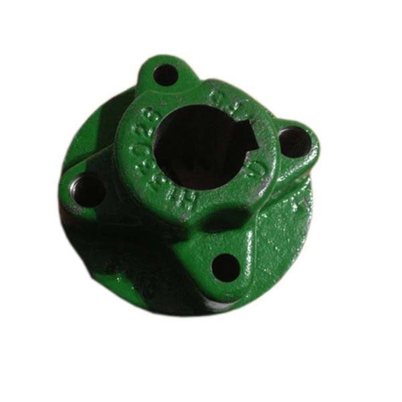 H133026 Piasta John Deere