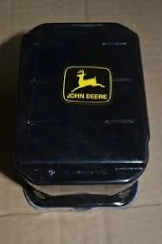 RE27091 John Deere Filtr paliwa/środek czyszczący Deere