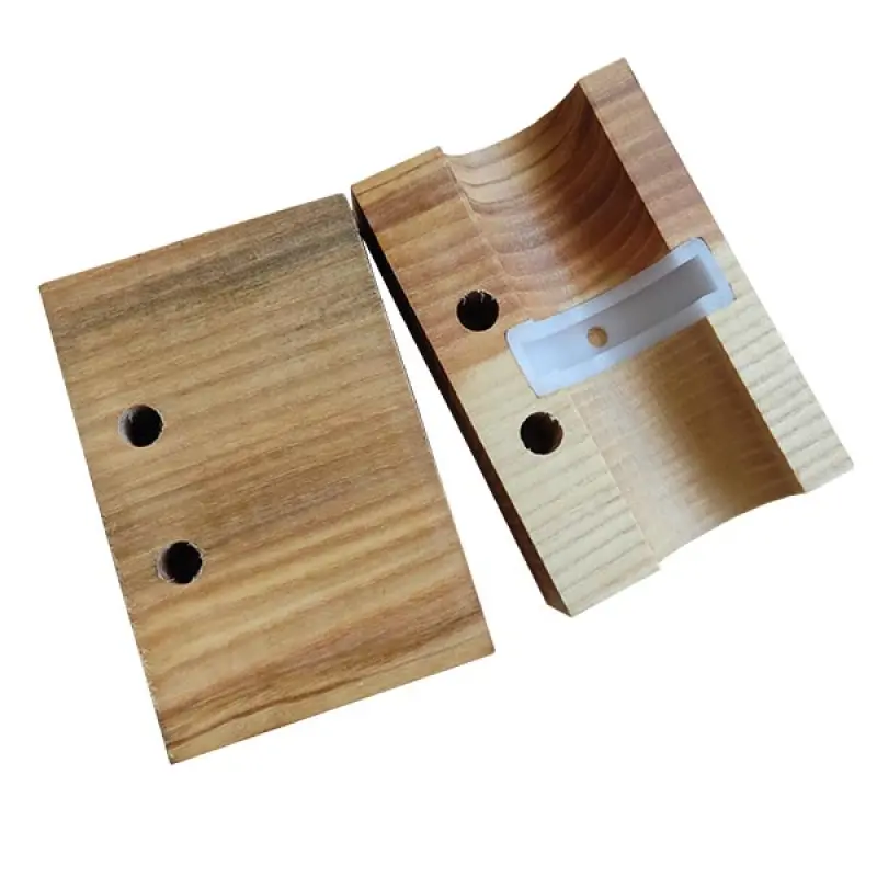 AZ45586-WN Wooden bearing for the straw mixer shaft 38 mm John Deere Combine