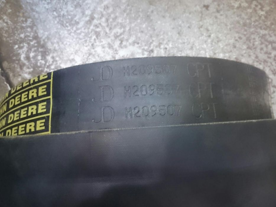 H209507 Oryginalny pasek klinowy John Deere