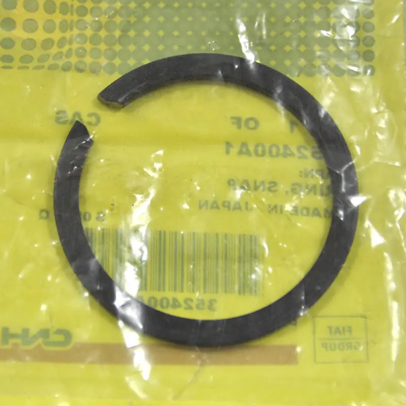352400A1 Locking Ring CNH