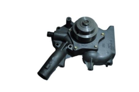 82847713 Pompa wodna CNH