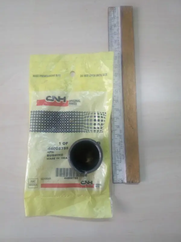 44008755 Sleeve 7/8 CNH