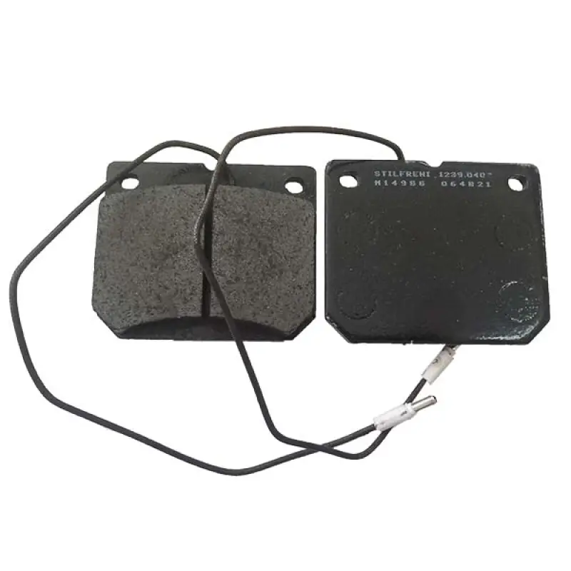 9832306 Brake Lining Set (set of 2 pcs) CR/CX/CSX/TC CNH