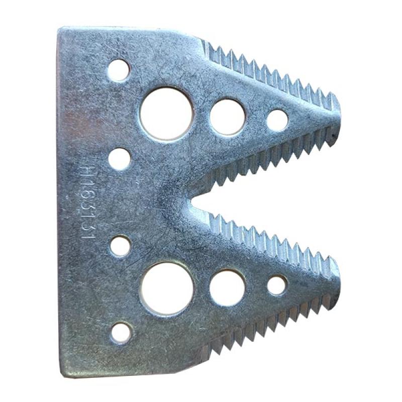 H163131 Double Knife Segment for Harvester (Large Notch) John Deere (Rasspe)