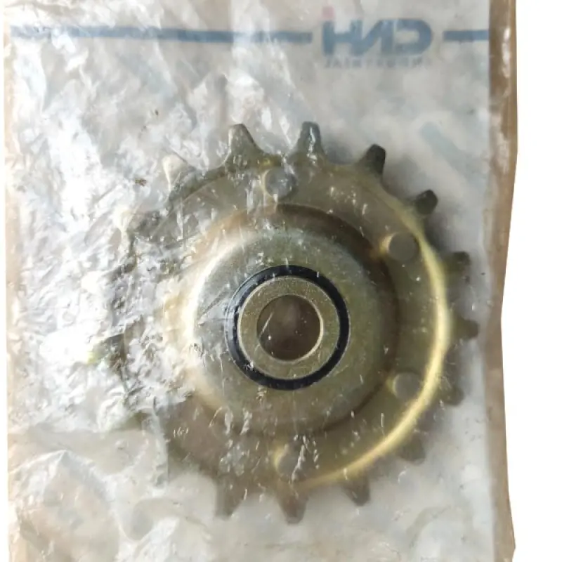 87302107 Gear Z-17, (return elevator drive) CNH