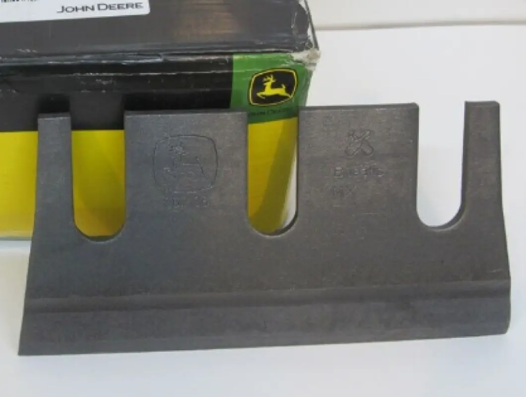 Z63136 Drum Knife for John Deere Harvester