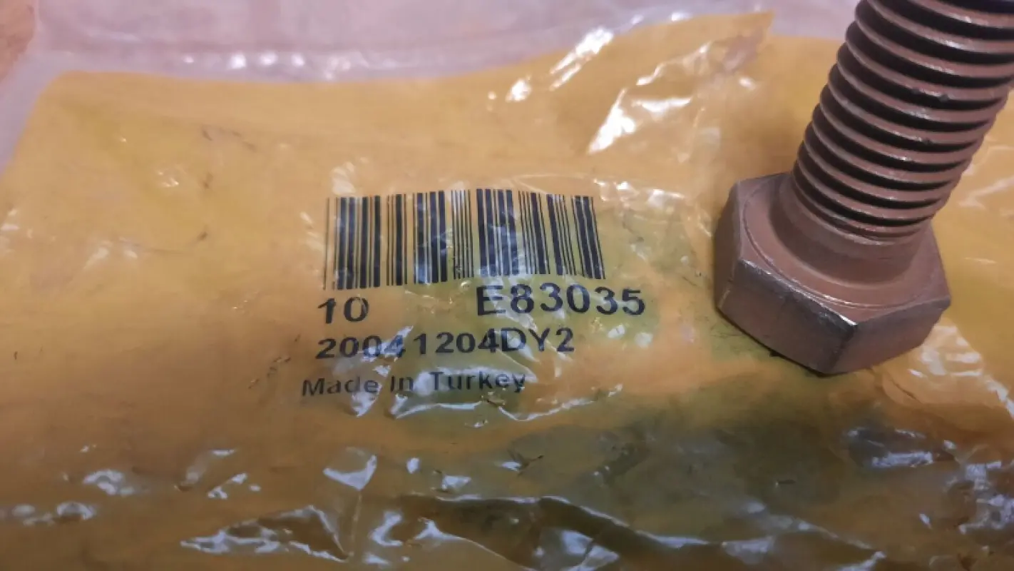 Bolt E83035 JOHN DEERE