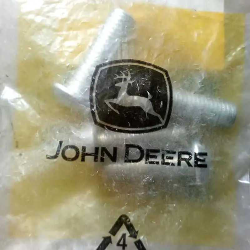 H148835 John Deere Bolt