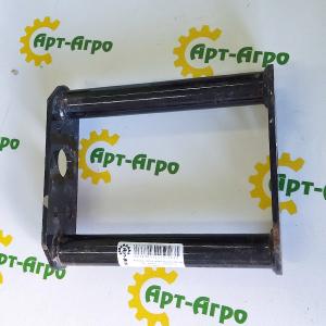 84433703 Przedłużenie wspornika tylnego światła New Holland
