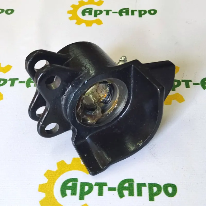368458 Bearing Housing MacDon