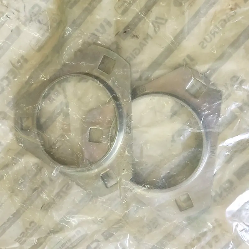 51578843 Bearing Flange Set. 2 pcs. CNH