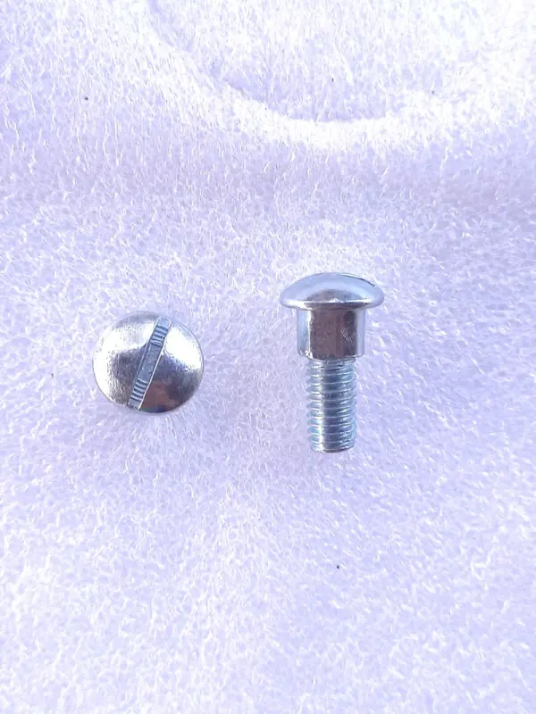 H158341 Segment screw M6x16 John Deere (Royal Tiger)