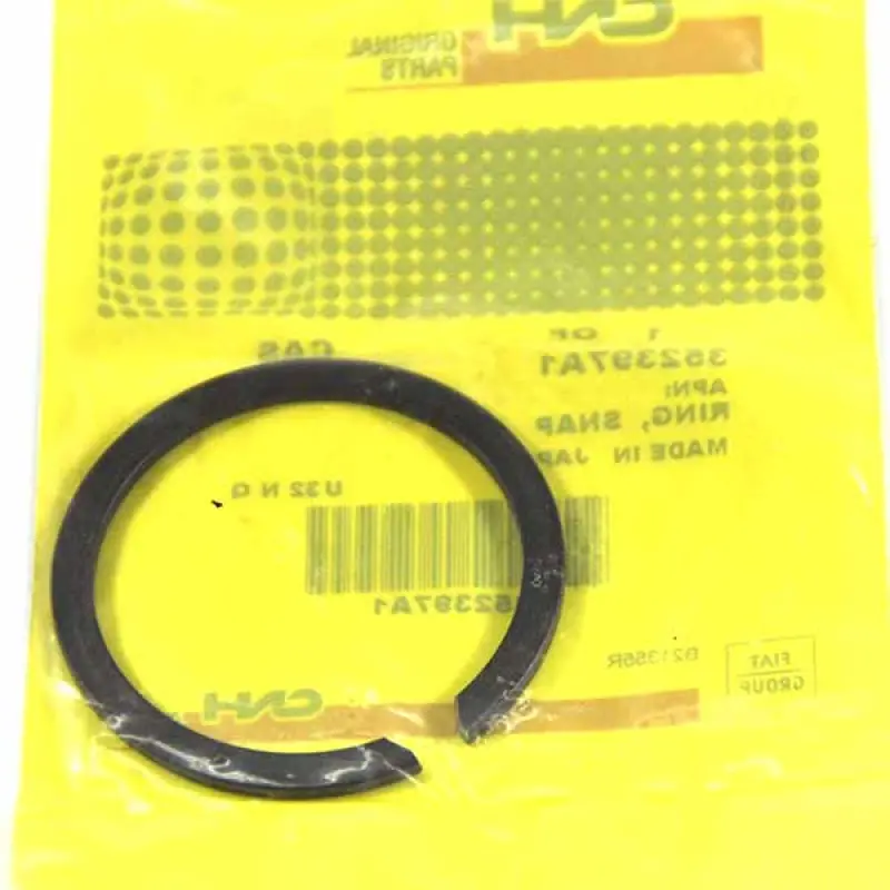 352397A1 Retaining Ring CNH