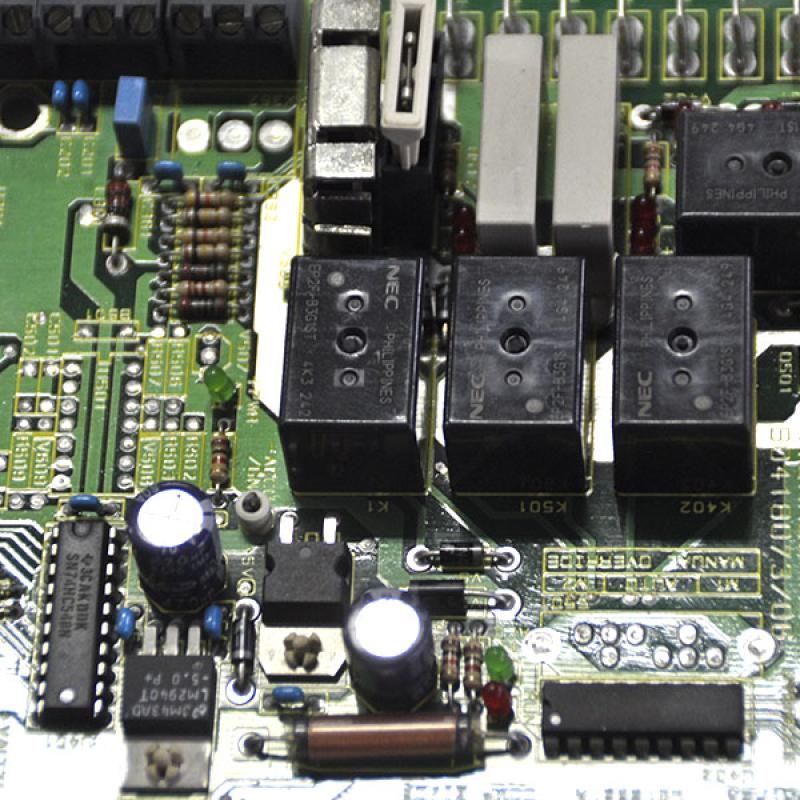 VF16617531 Płytka elektroniczna do prasy Kverneland