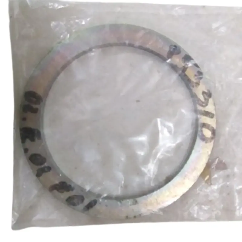 853310 Tuleja ramy Massey Ferguson (Agco Parts)