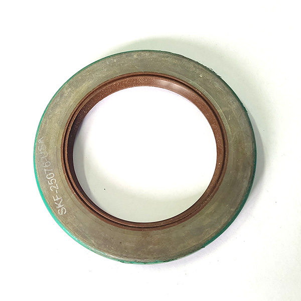 CR25076 Uszczelka olejowa SKF