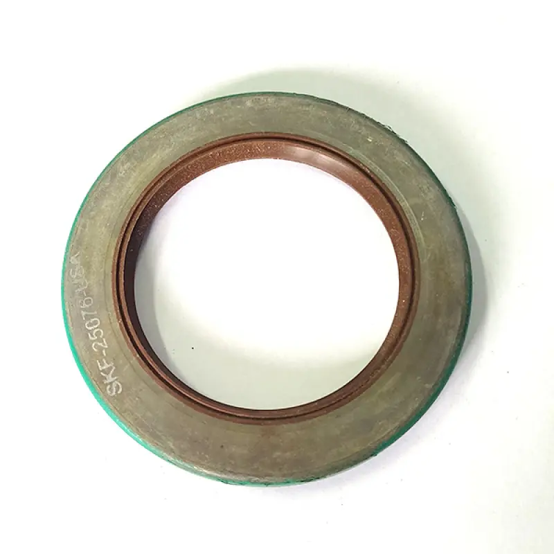 CR25076 Uszczelka olejowa SKF