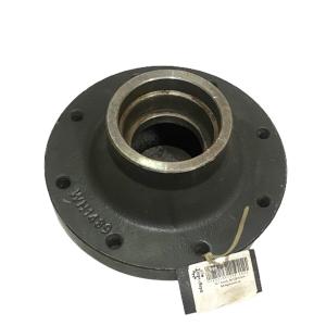 R112915 Front Wheel Hub John Deere (analog)