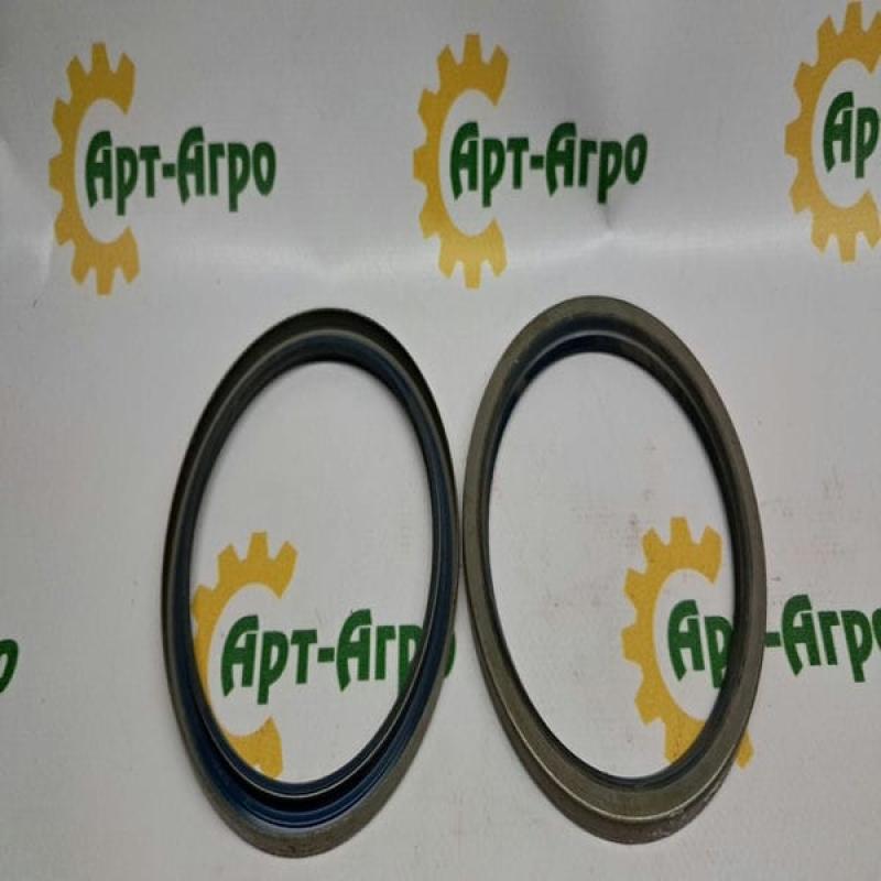 AZ52951 JOHN DEERE Sleeve
