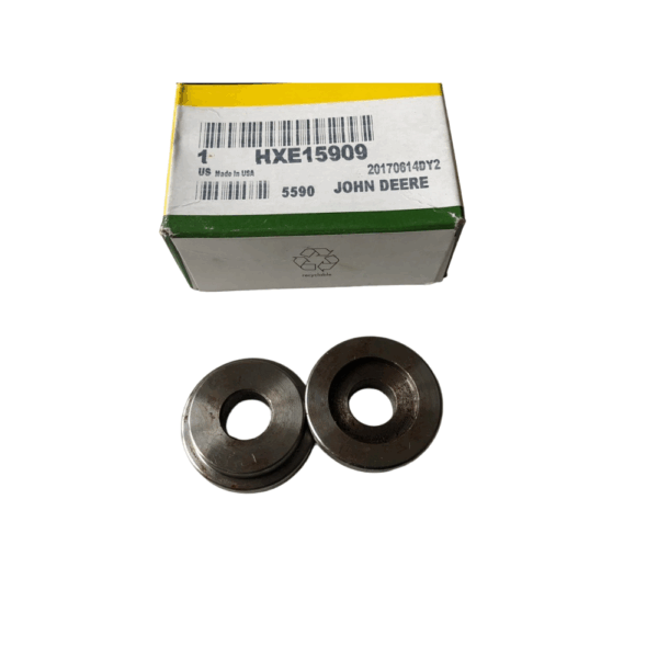 HXE15909 Распорная втулка John Deere