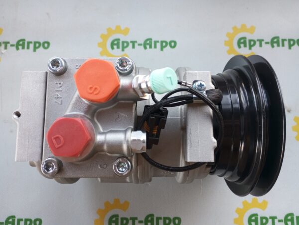 RE46657 Kompresor klimatyzacji John Deere (Help Parts)
