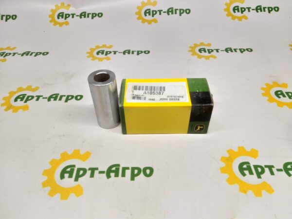 A105387 Dystans John Deere