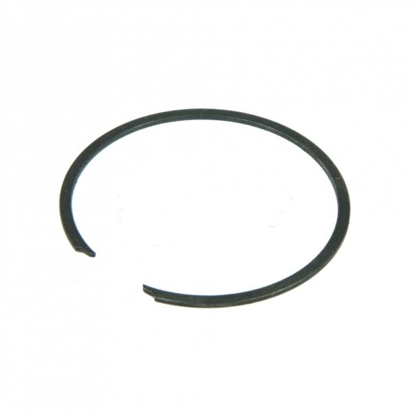 H83285 Кольцо стопорное поворотных жалюзей радиатора John Deere